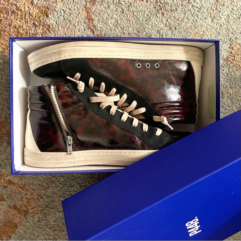 NEW P448 Skate High Top Sneaker sz 42, color: tortoise shell